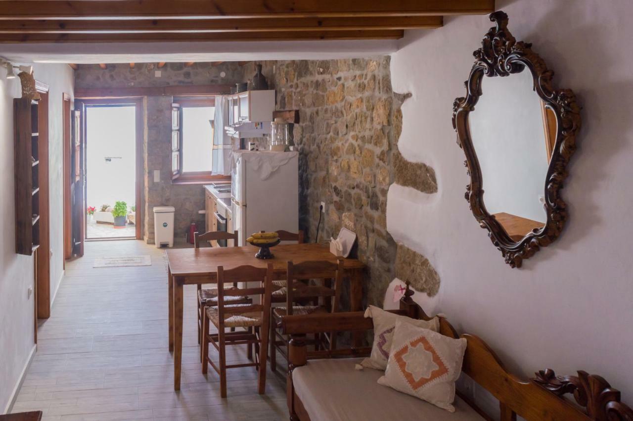 Villa Manos House In Chora Pátmos Esterno foto